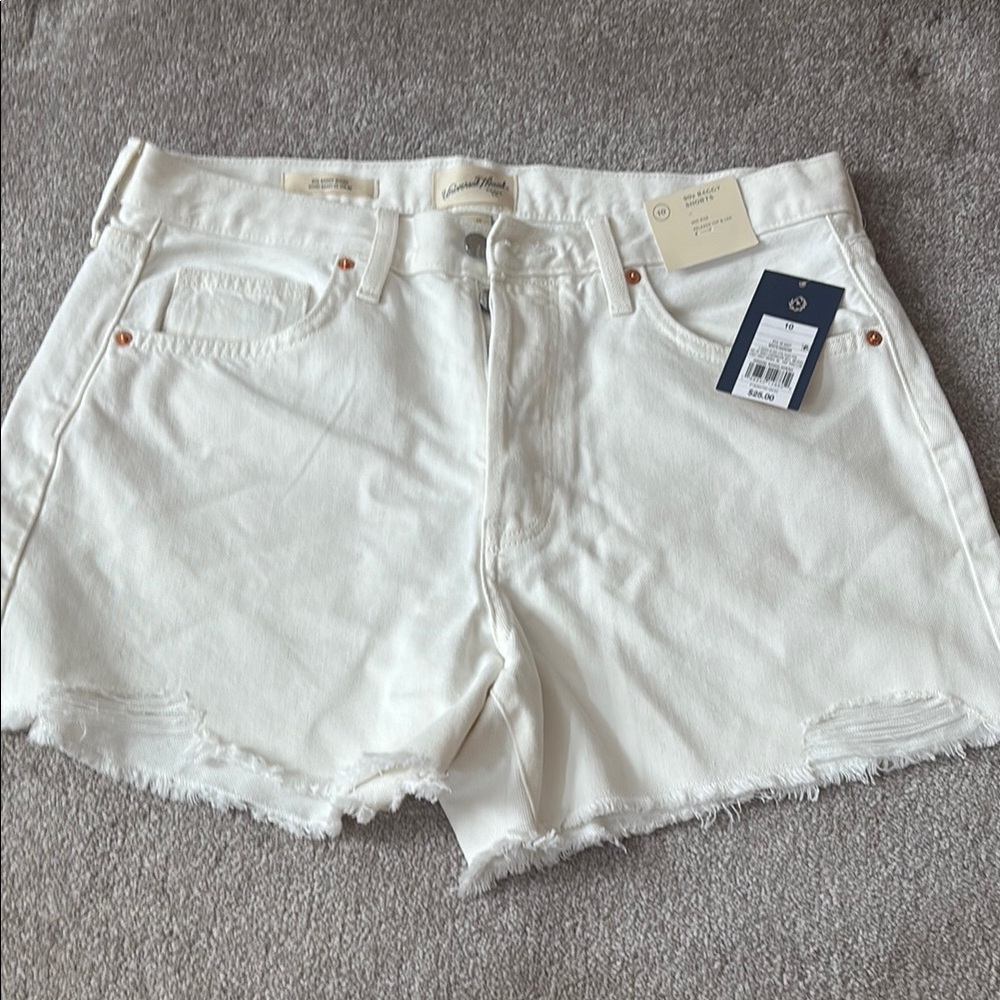 Universal Thread White Jean Shorts for Women, 90’s baggy shorts